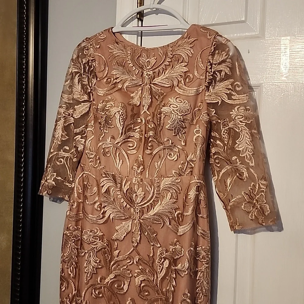 Dress - Picture 1 of 2
